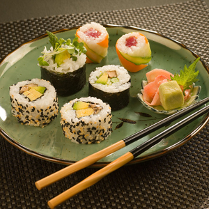 Доставка суши – вкусный обед в любую минуту